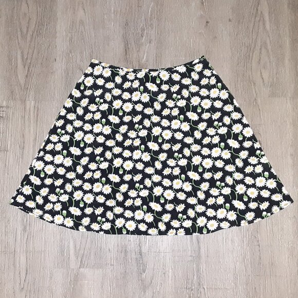 Daisy Mini Skirt * Size 5/6 * 25" Waist * Flowy * A-Line * Like New * Y2K - Picture 3 of 7